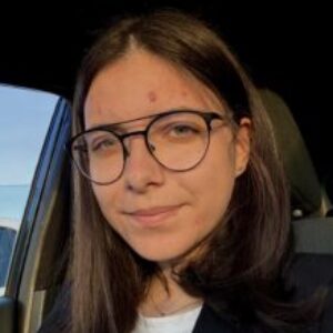 Profile photo of Andreea-Roxana Popa
